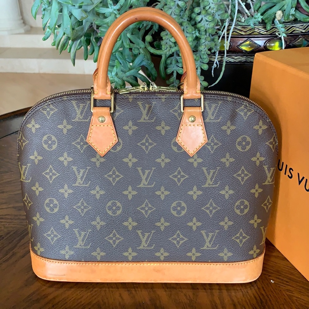 Louis Vuitton Alma PM *** Please read description